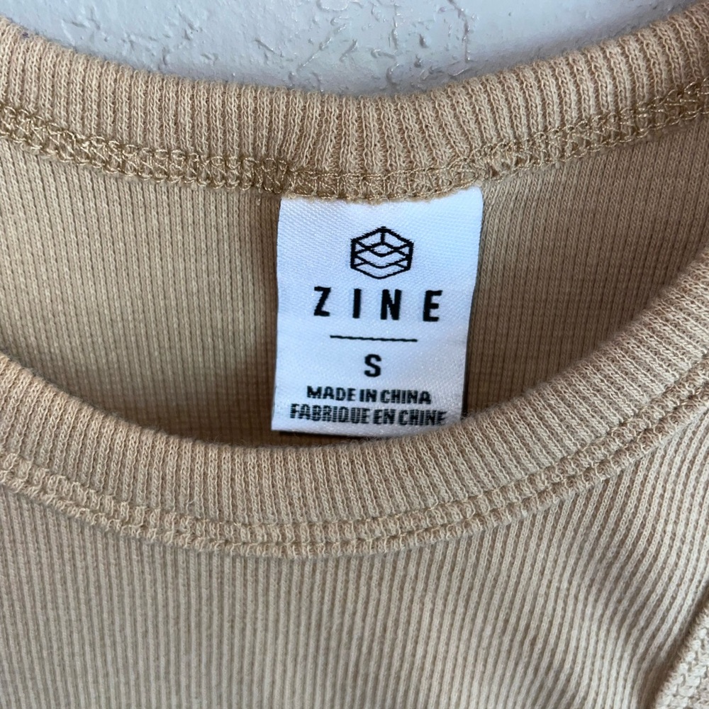 Zine Tank Top ribbed Small - Picture 2 of 3